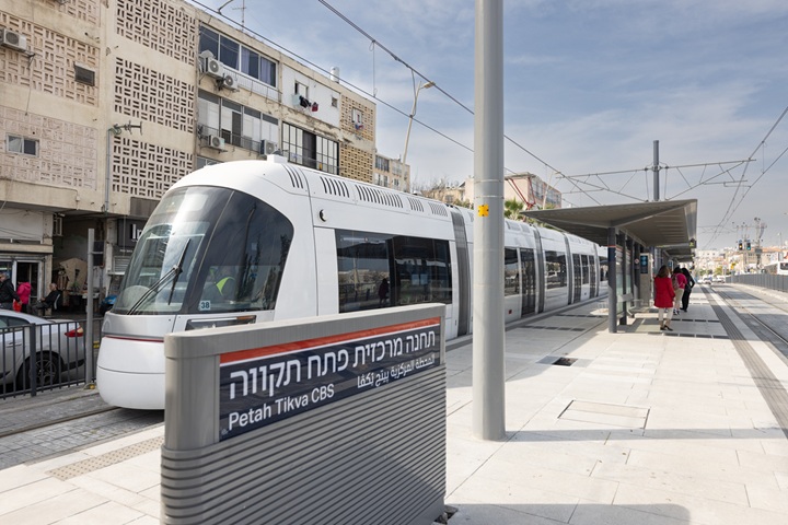 רכבת קלה בפתח תקווה