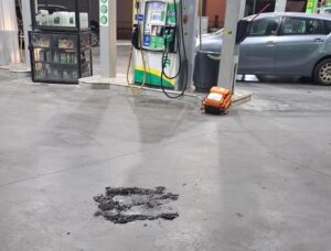 שריפה בתחנת דלק בפתח תקווה