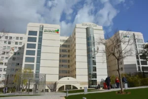 מבנה בית החולים בילינסון בפתח תקווה