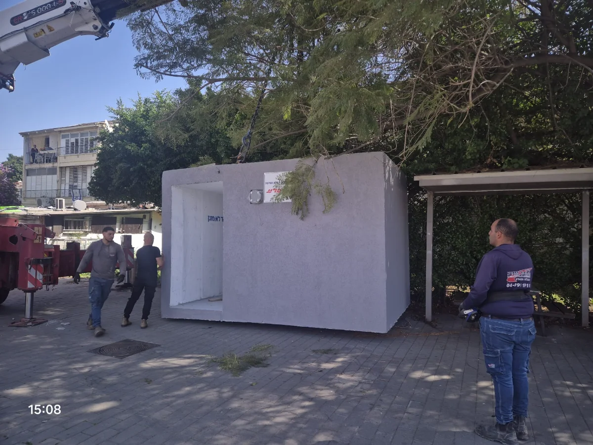 מיגוניות פתח תקווה מוצבות ברחבי העיר לביטחון התושבים