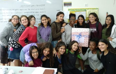 מחווה מרגשת של מוסדות חינוך בפ"ת לתושבי הדרום