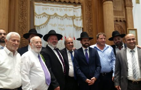 תושבים רבים השתתפו בשבת בקשות עם גדול החזנים יחיאל נהרי בבית הכנסת ‘אהל חיים’ בפ”ת